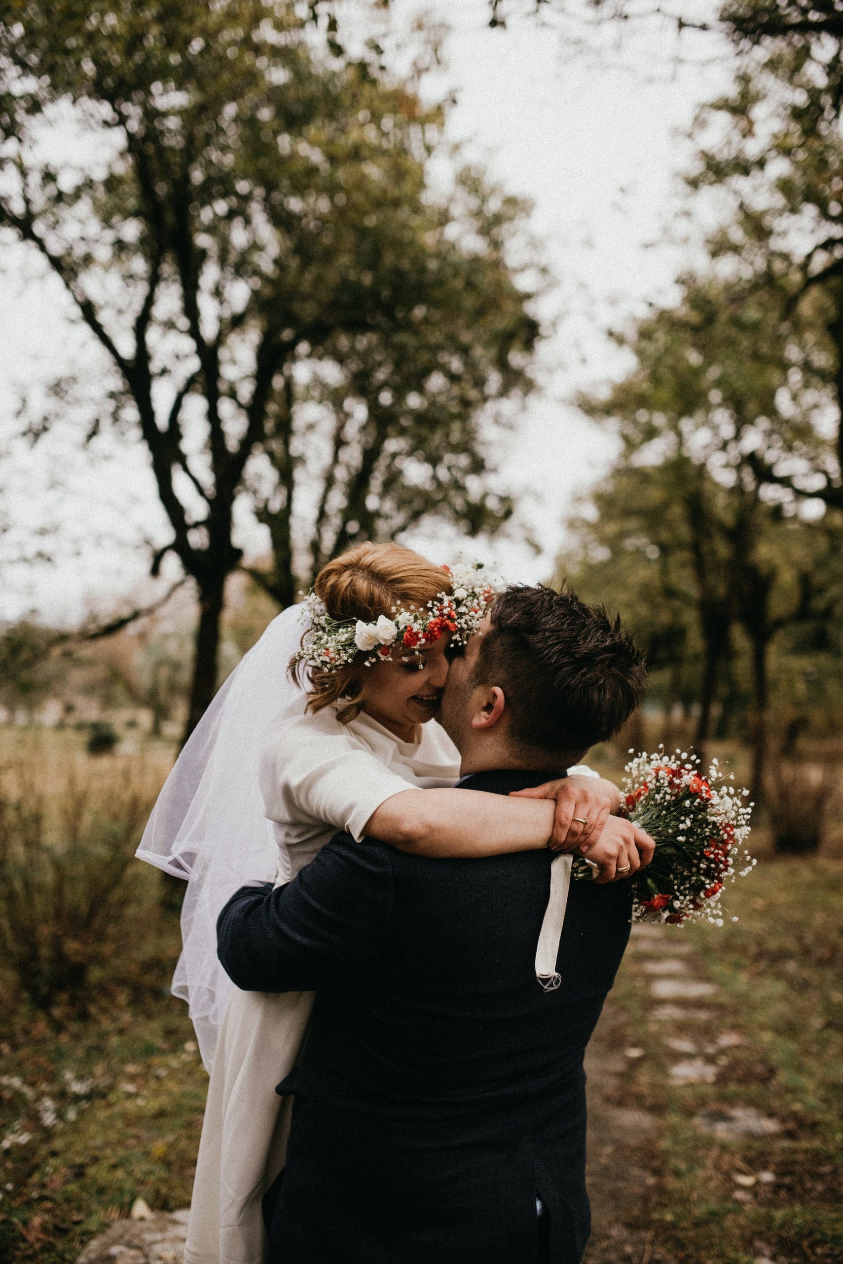pexels-nika-zhorzholiani-3775272 a couple just married having a kiss he has lifted her up into his arms can an independent celebrant legally marry us