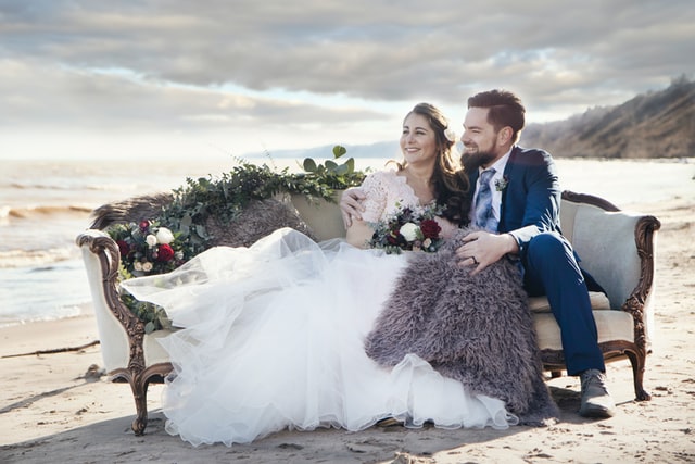 jen-theodore-bfFvK1b6-hA-unsplash can and independent celebrant legally marry us