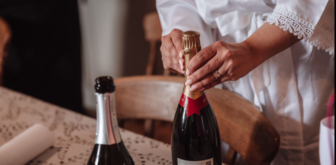 champagne how to beat wedding day nerves with the celebrant angel aberdeen