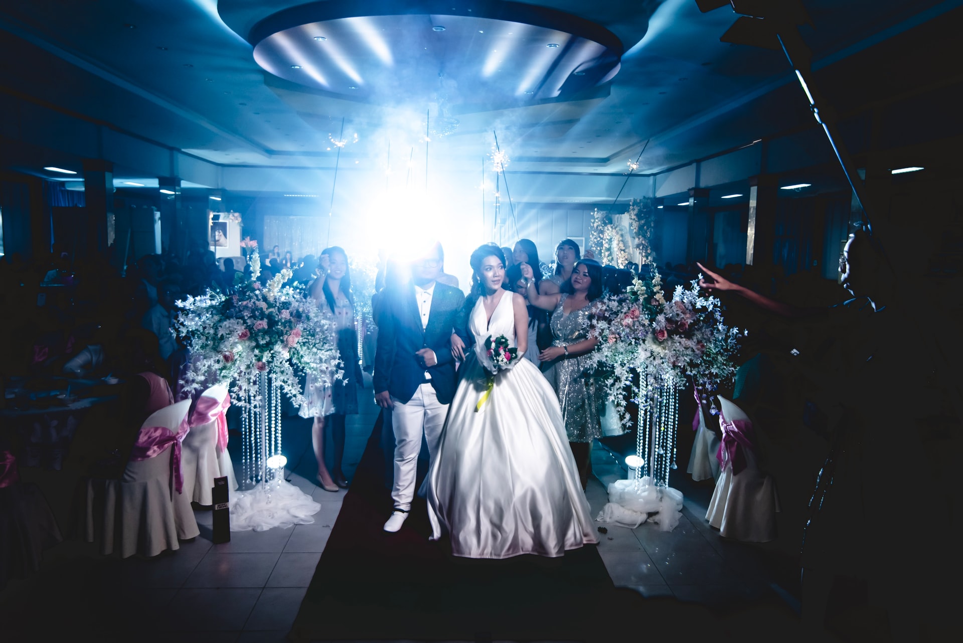 mr-autthaporn-pradidpong-NfZd-NVIerE-unsplash Wedding Community vow of support with the celebrant angel aberdeen