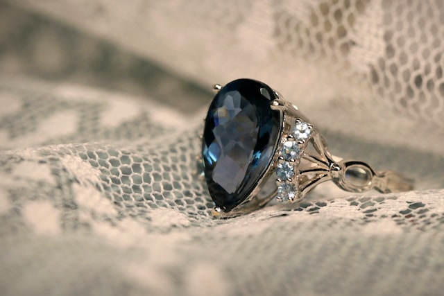 choosing an engagement ring with the celebrant angel sapphire engagment rings