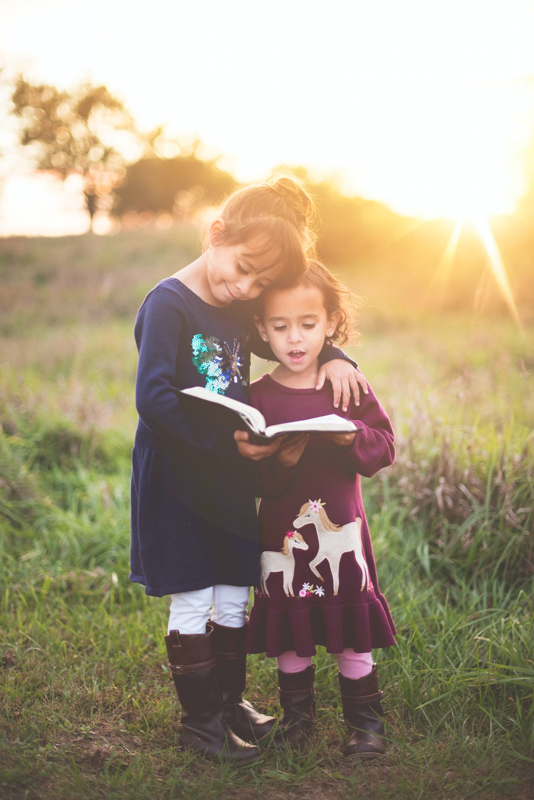 ben-white-EMZxDosijJ4-unsplash wedding readings with the celebrant angel aberdeen