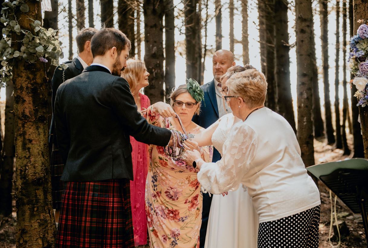 5 ways to include your mum in your ceremony with the celebrant angel aberdeen humanist wedding celebrant aberdeen handfasting with the celebrant angel aberdeen