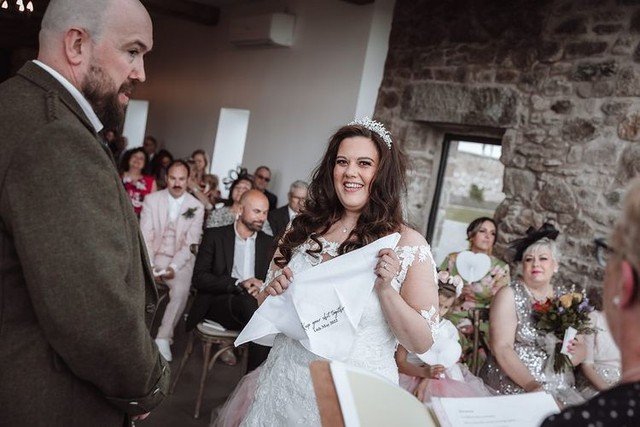 niel and amanda couples wedding ceremonies with the celebrant angel aberdeen