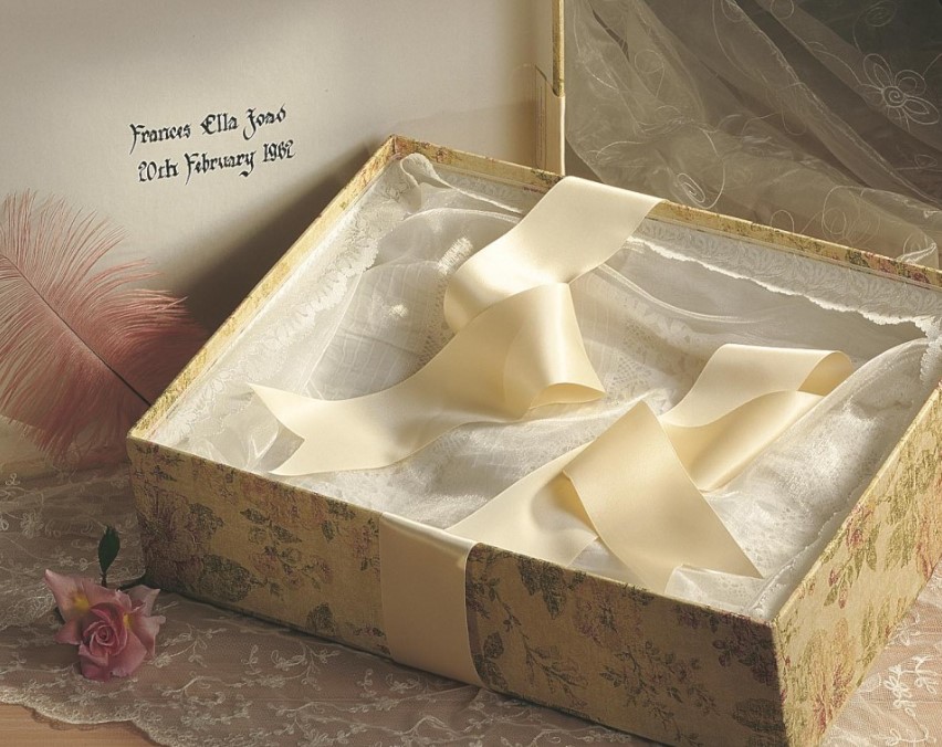 dress box post wedding check list box your dress with the celebrant angel aberdeen