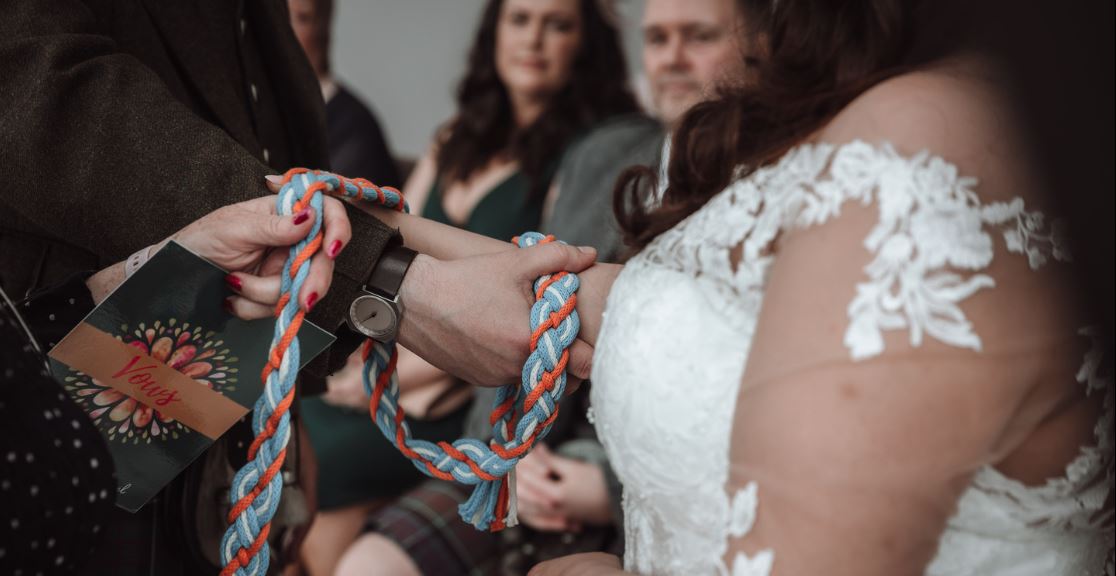 Hand fasting Ritual with the Celebrant angel aberdeen humanist wedding celebrant aberdeen
