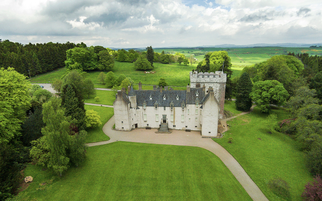 Drum Castle – Aberdeen Wedding Venue