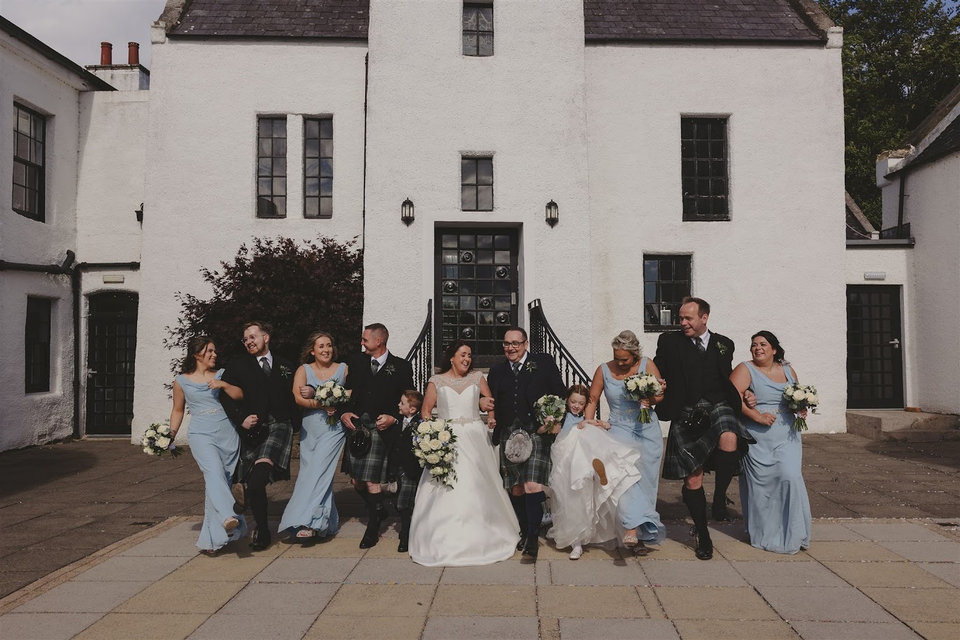 maryculter house aberdeen wedding venu with mary gibson the celebrant angel aberdeen