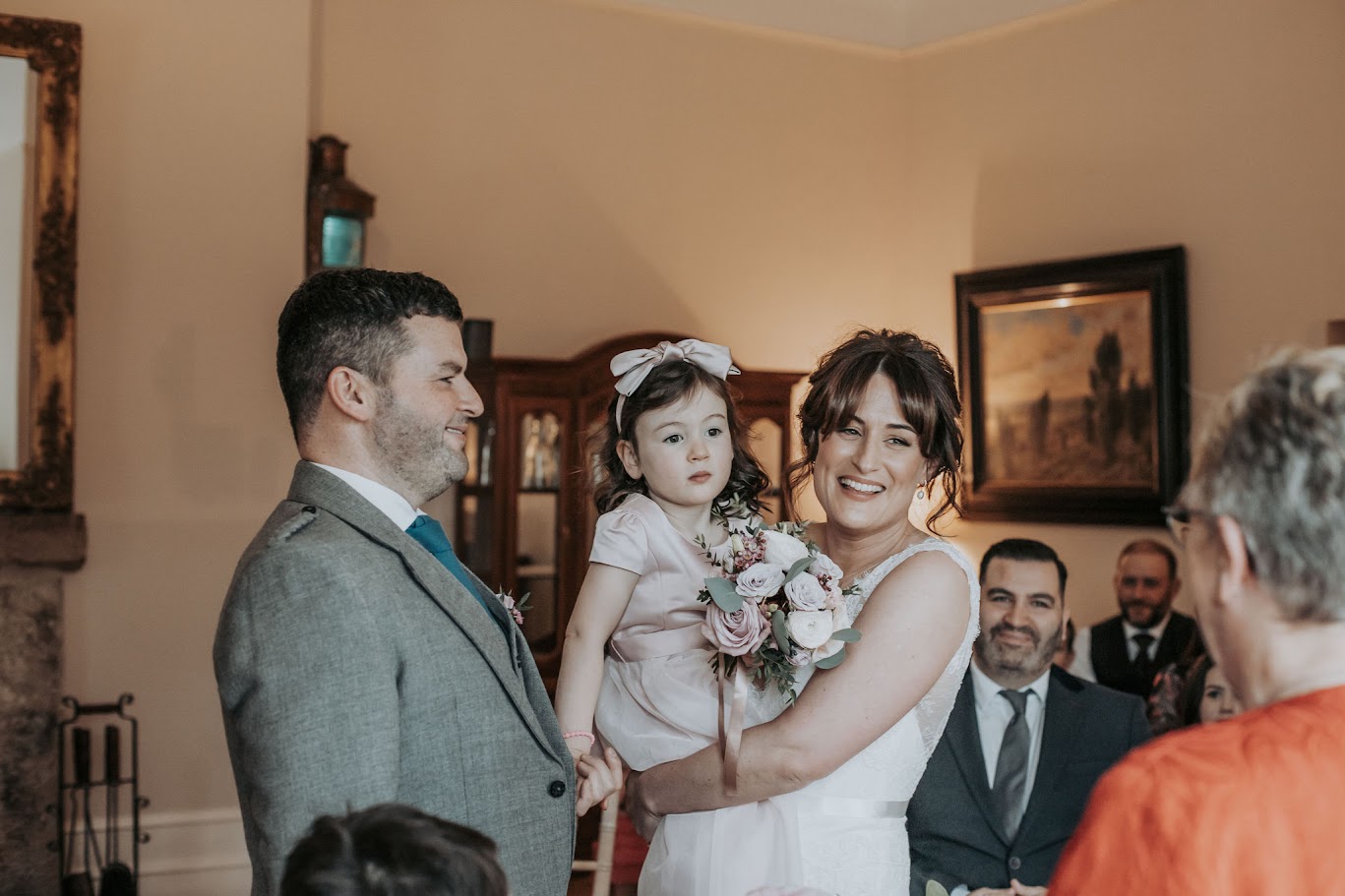 yvonne and fraser's wedding with mary gibson the celebrant angel aberdeen at logie house aberdeenshire wedding venue