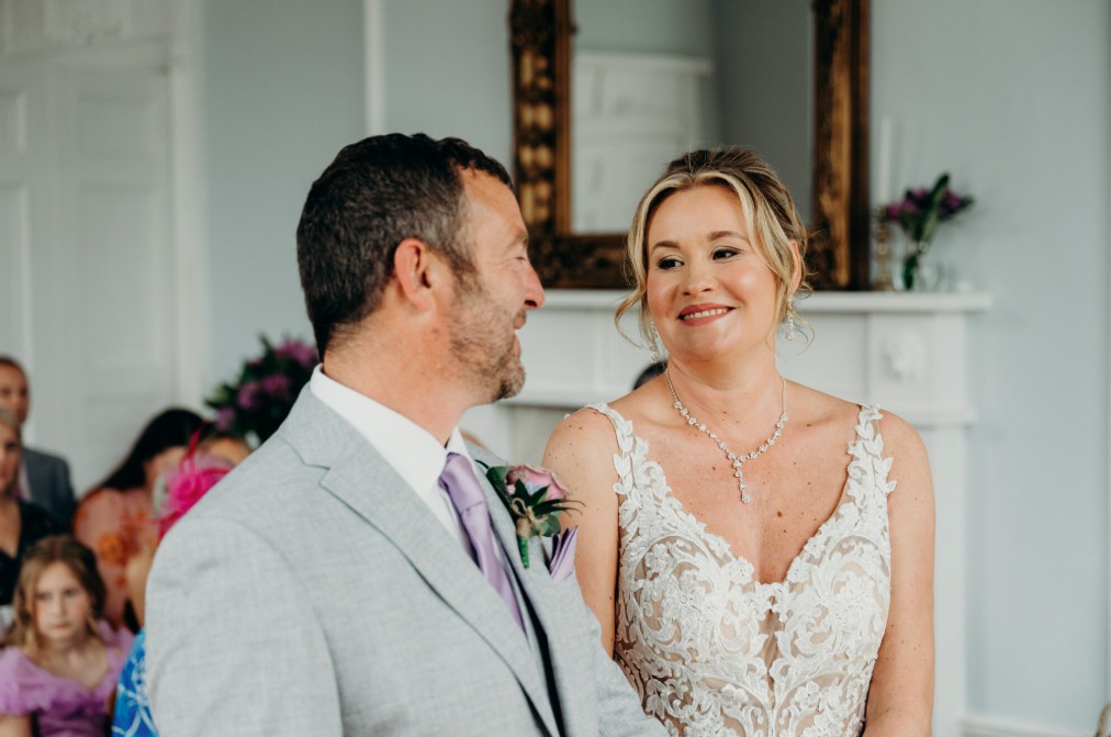Craig and helen's wedding at manar house inverurie with mary gibson the celebrant angel aberdeen 