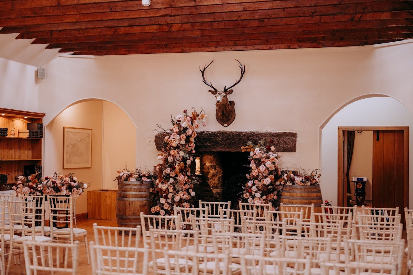 Aswanley wedding venue aberdeenshire, with mary gibson the celebrant angel aberdeen