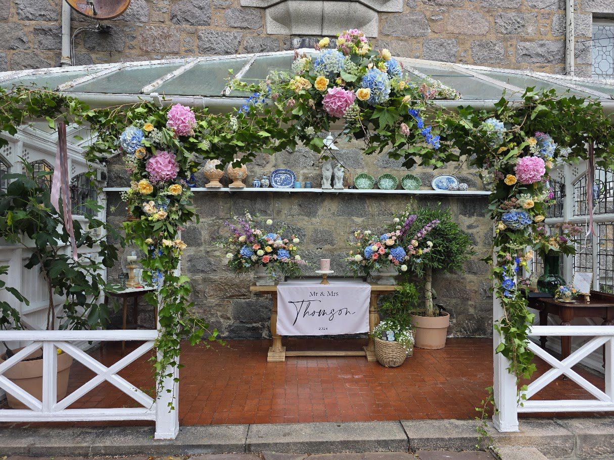 debra and martin's garden wedding